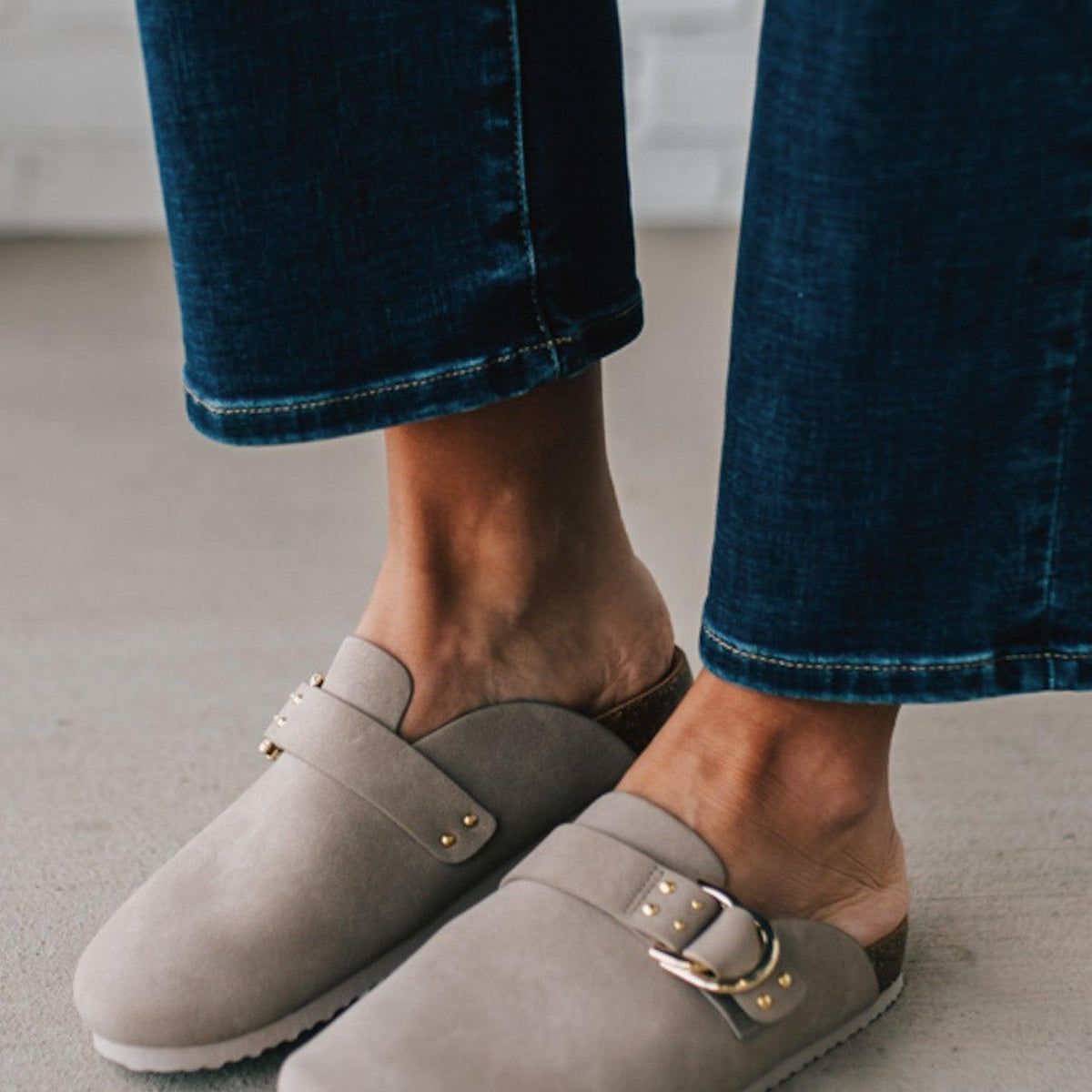 Brand NEW Clogs Suede Slip-On Clogs with Decorative Buckle Brand. Murdoch main image 3