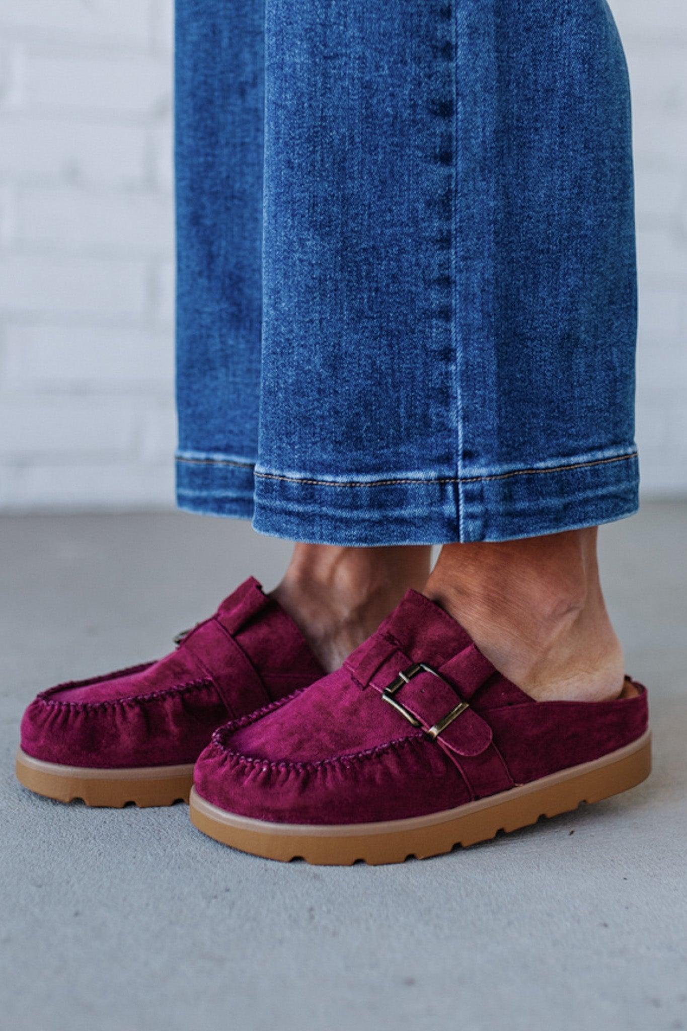 Ruffle Entrance Design Slip-on Moccasin Mule, in ox blood red