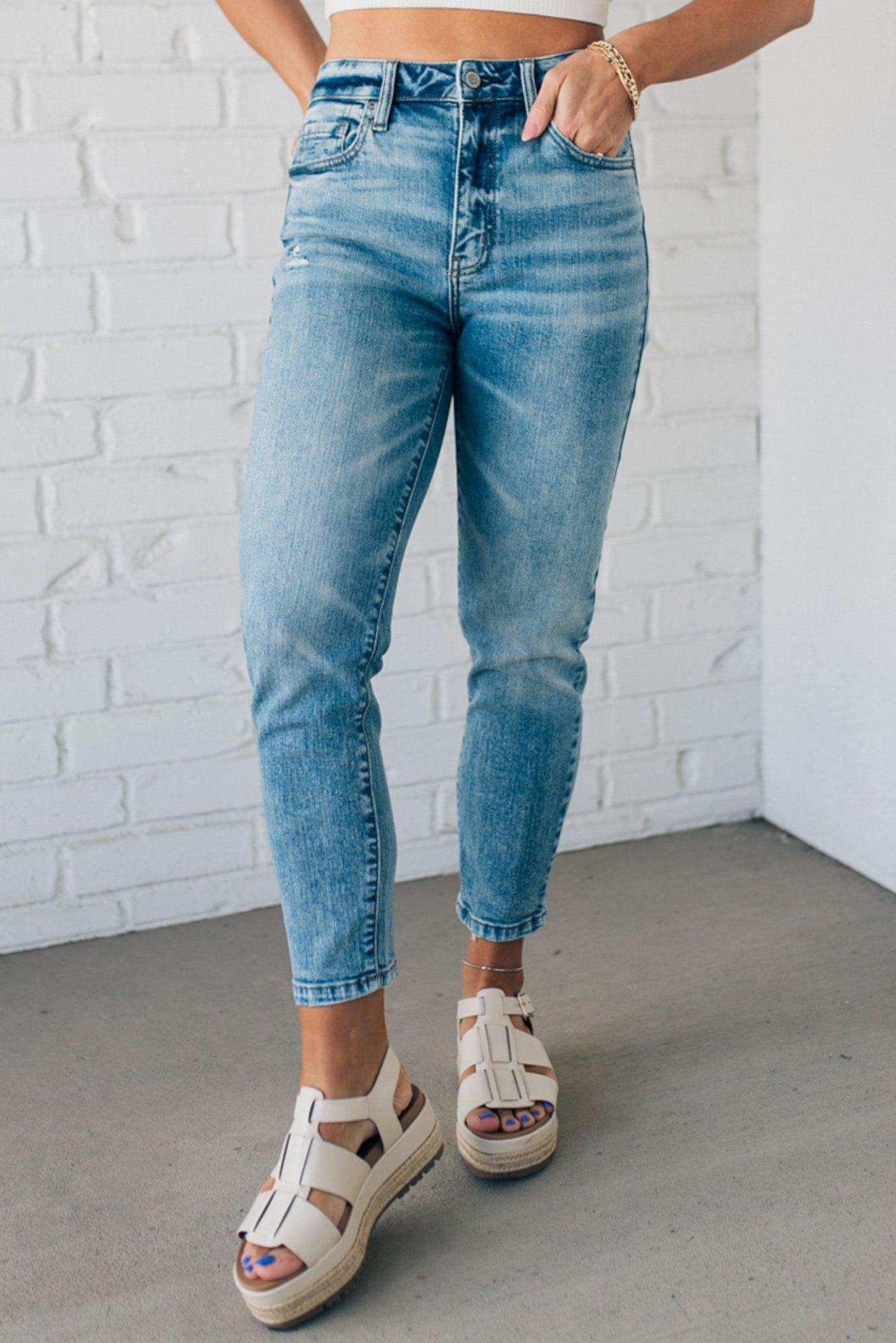 Stylish and Comfy Hollister Ultra High-Rise Jean Leggings