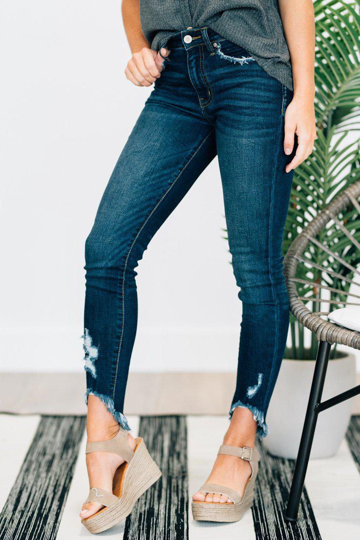 The Chelsea Jeans
distressed-dark-wash-skinny-jeans-raw-edge-denim
