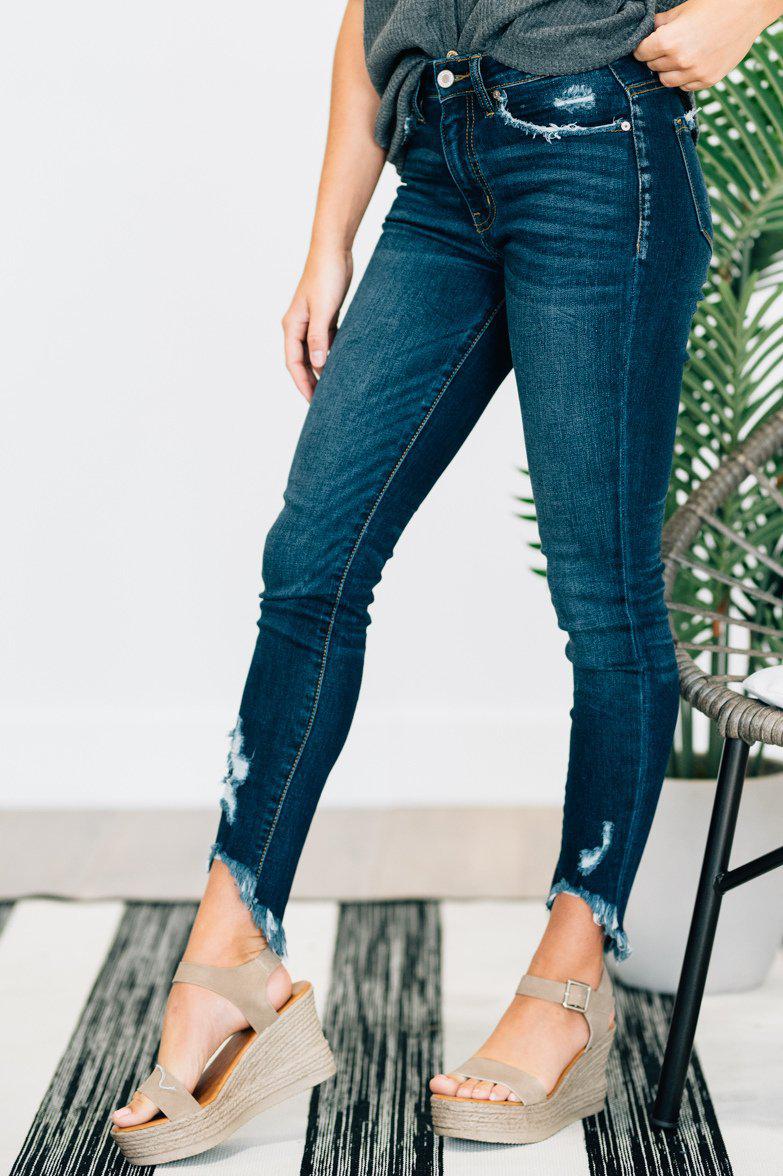 The Chelsea Jeans
distressed-dark-wash-skinny-jeans-raw-edge-denim