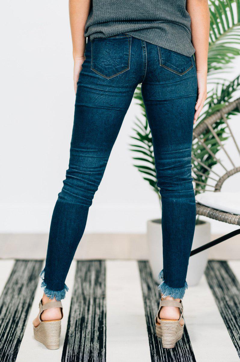 The Chelsea Jeans
distressed-dark-wash-skinny-jeans-raw-edge-denim