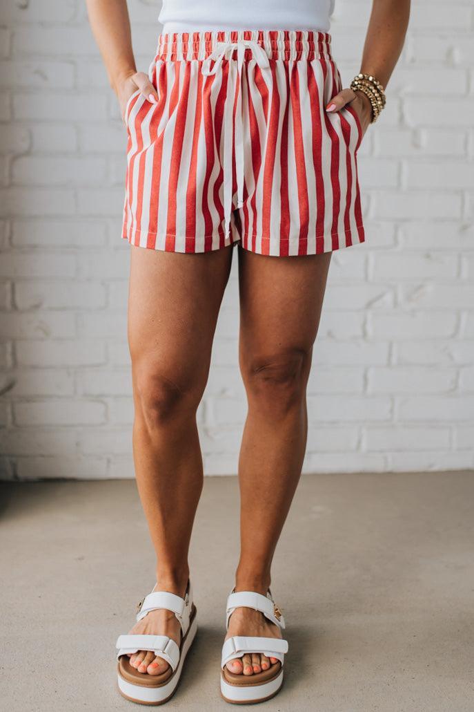 Blonde Woman Wearing Stripe Twill Shorts with Elastic Waist and Drawstring.