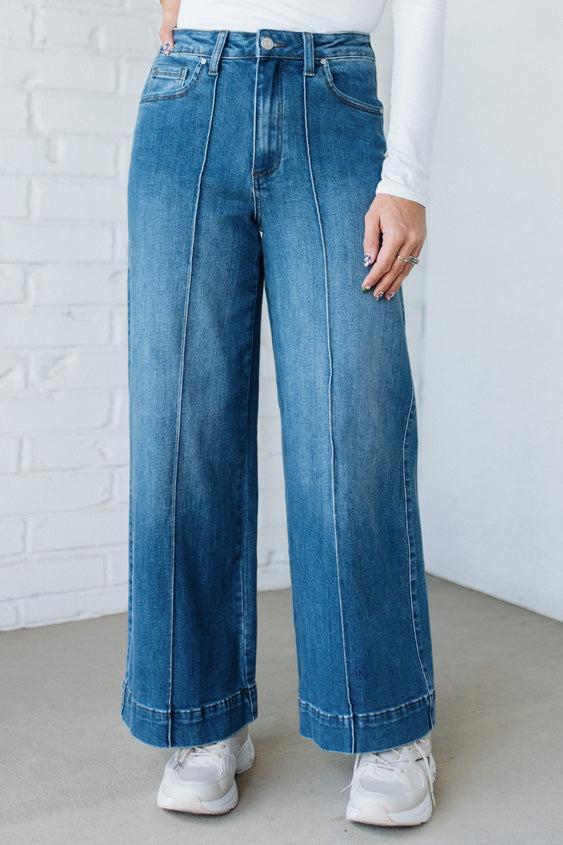 DARK WASH STRETCH HIGH RISE PIN TUCK DETAIL WIDE LEG JEAN
