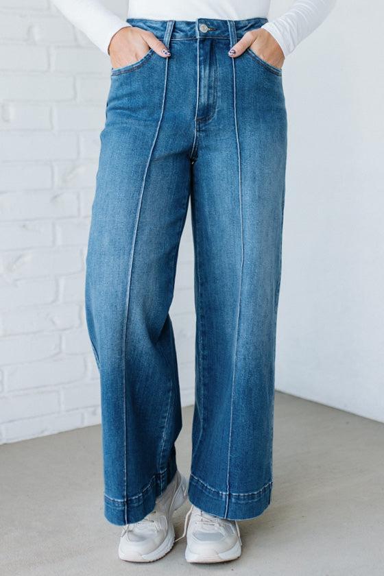 DARK WASH STRETCH HIGH RISE PIN TUCK DETAIL WIDE LEG JEAN
