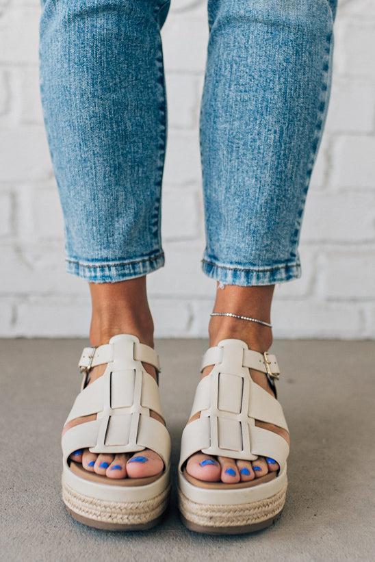 everlane platform sandals