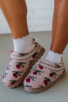 Fur Lined Cozy Floral Slippers with Fur Lining