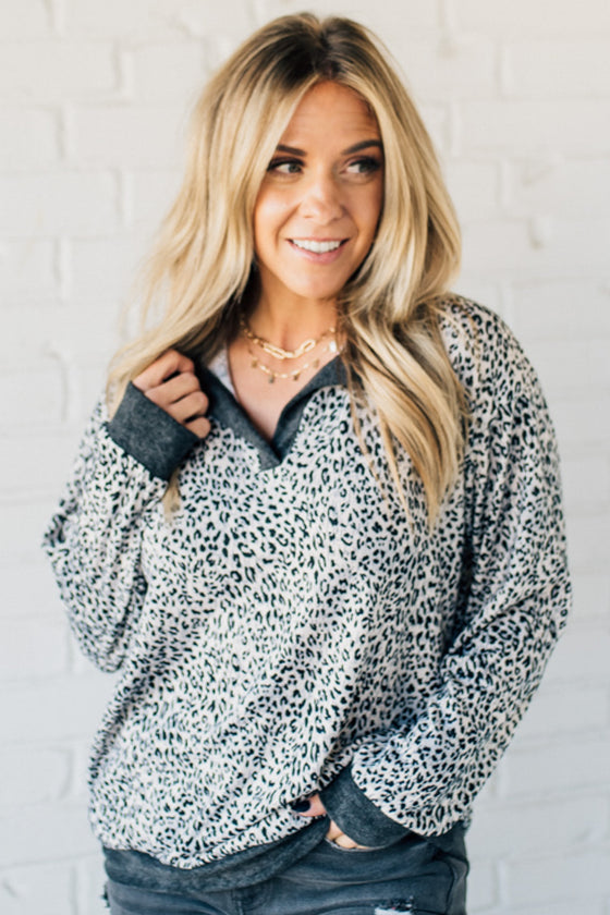 Laila Leopard Collared Pullover