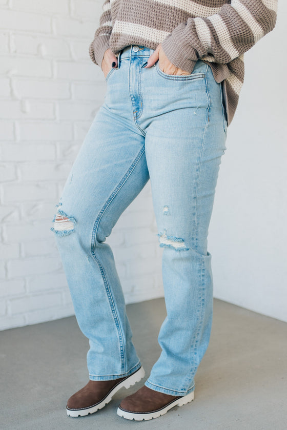 Maverick High Rise Dad Jeans - Light Wash