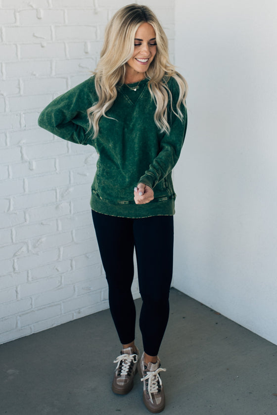 Mineral Wash Girlfriend Fit Pullover