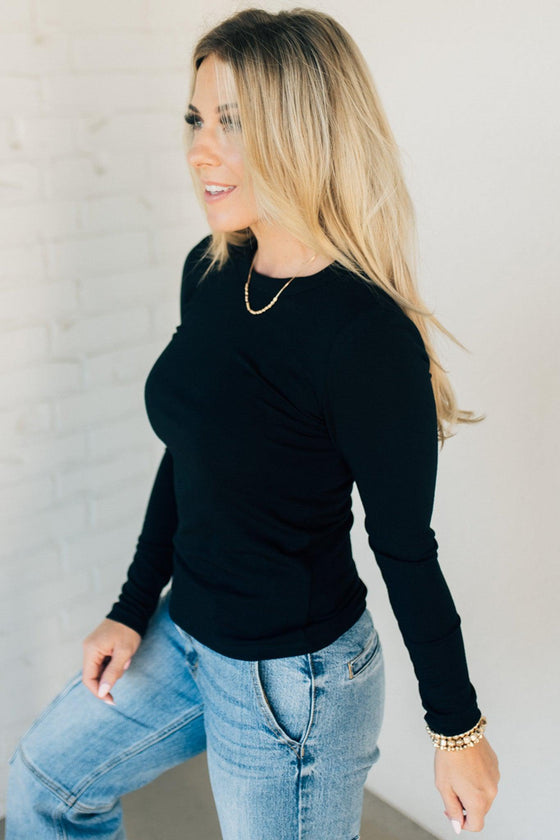 Nova Basic Long Sleeve Tee