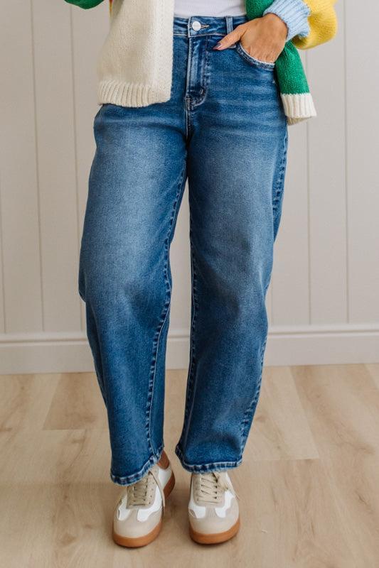 Sammi Barrel Cut Denim | Medium Wash - RISEN – RubyClaire Boutique