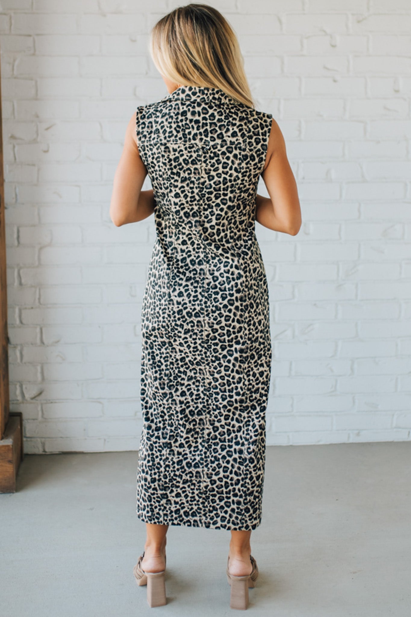Blonde Woman Wearing a Button Front Maxi Leopard Denim Shirt Dress.