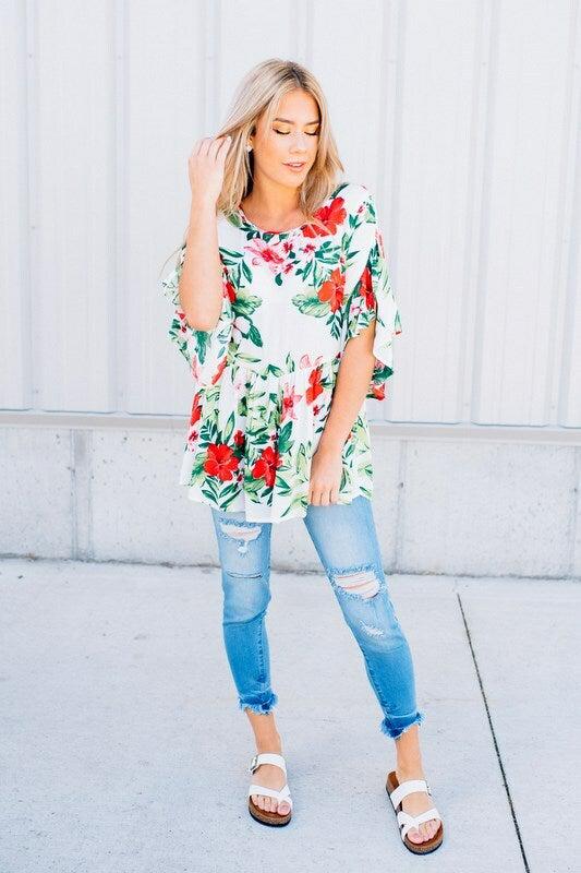 Tropical Print Top
floral-print-babydoll-tropical-themed-top