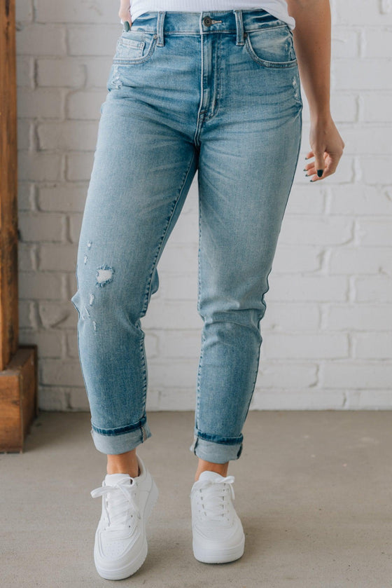 Kylee High Rise Mom Jeans