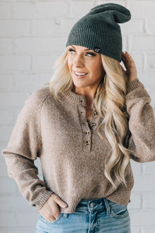  Raglan Sleeve Henley Sweater