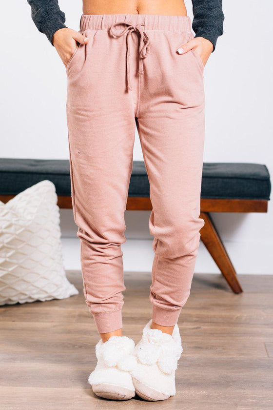 Simple Cozy Solid Joggers
solid-lightweight-french-terry-jogger-sweats-sweatpants-jammies
